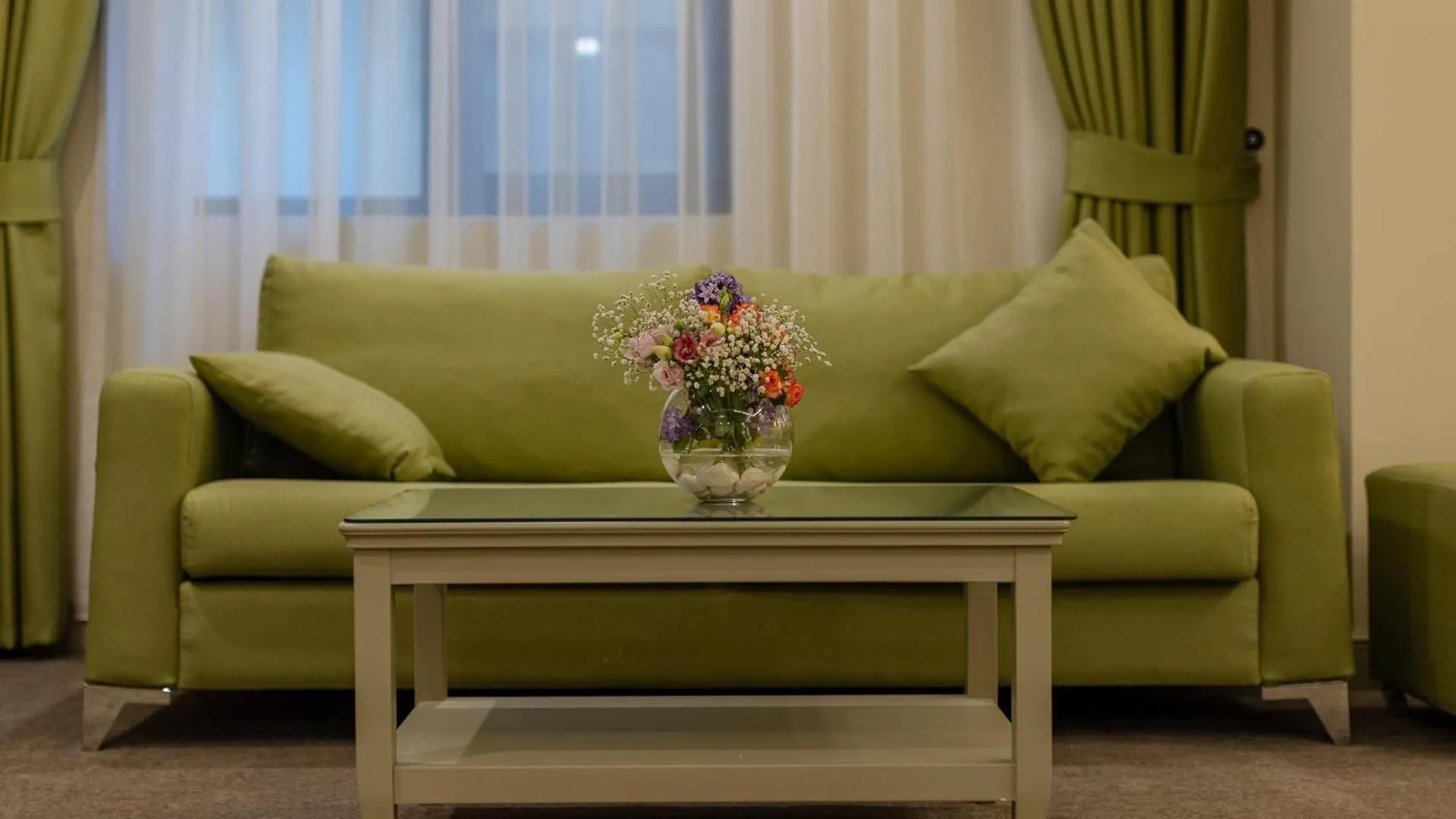 Отель Divan Suites Батуми