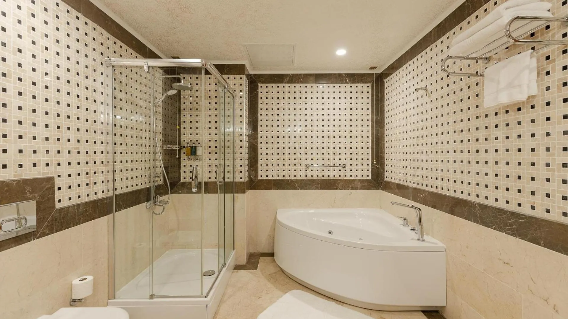 Отель Divan Suites Батуми Грузия