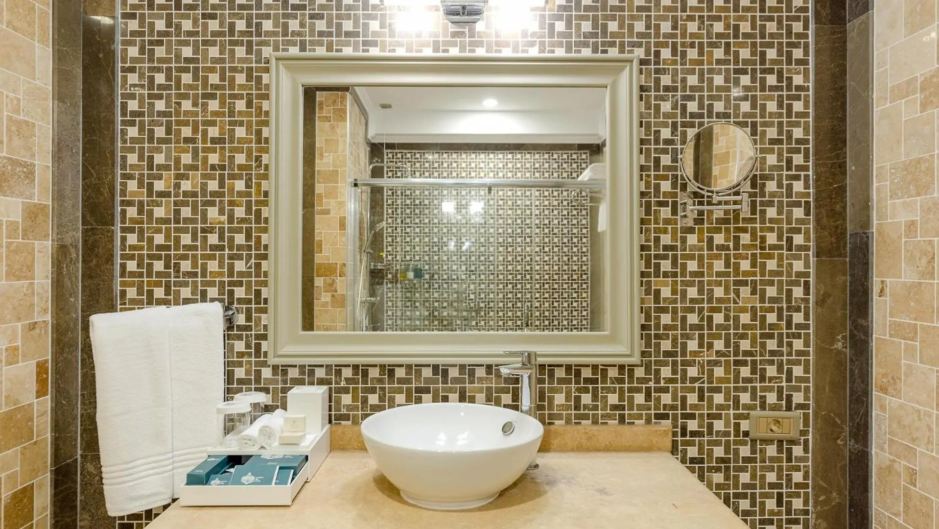 Отель Divan Suites Батуми